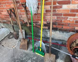 More garden tools