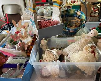 Lots of ornaments, Easter, Angels