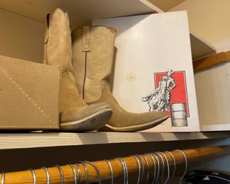 Ladies Justin boots with original box