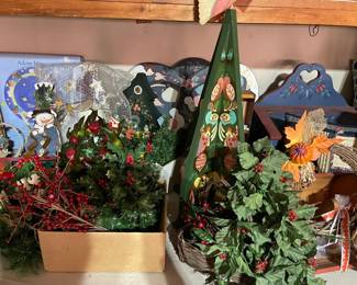 Tole pieces, vintage greenery