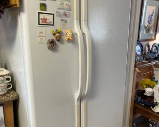 GE side by side fridge, no ice maker