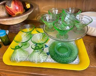 Depression glass, Federal Glass Co. (1930's), Diana Green Swirl Vaseline Uranium, Anchor Hocking, Block Optic pattern (1930's) vintage tray