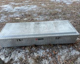 Tractor supply truck tool box