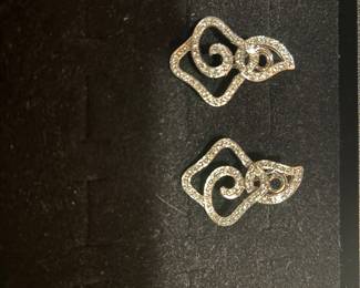 18K and Diamond Earrings