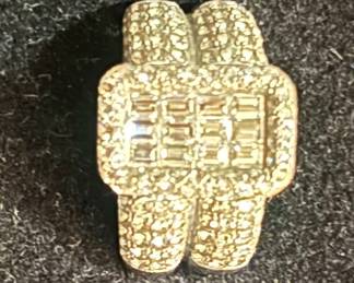 18K and Diamond Ring