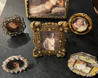 Jay Strongwater
3 are actually signed by him