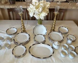 Crown Ming fine, China