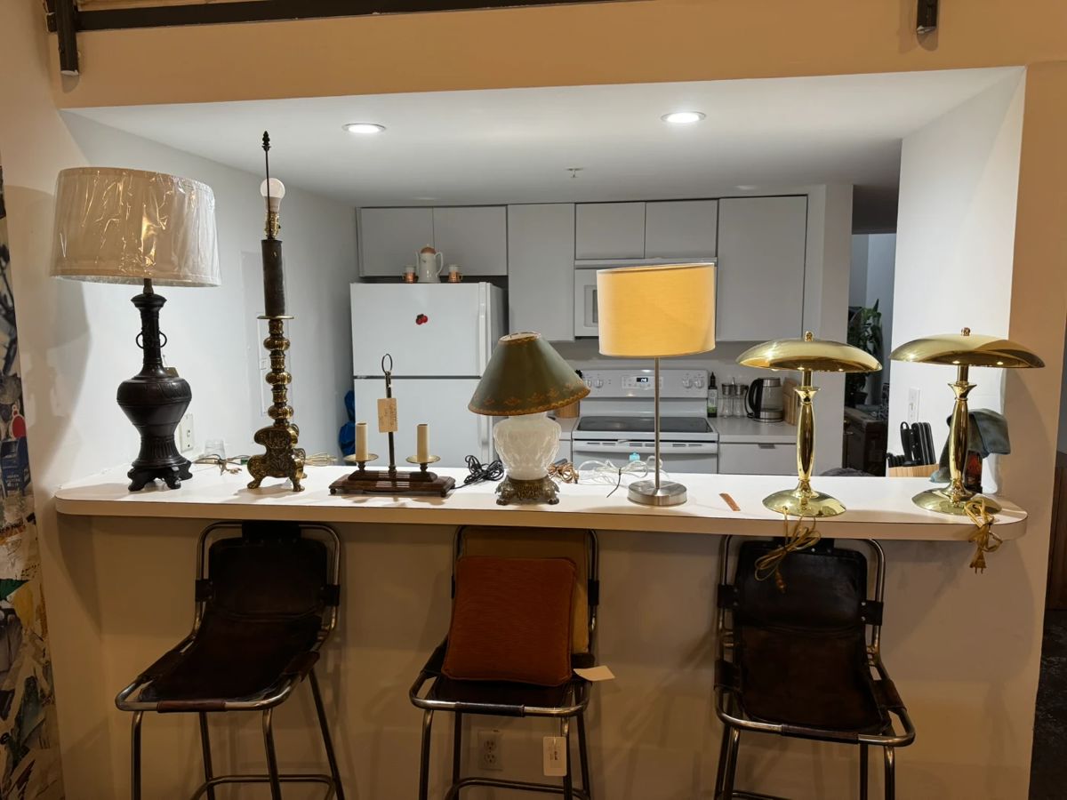 We have LOTS of lamps!!