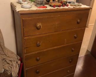 Vintage chest of drawers and misc. decor.