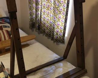 Tabletop tapestry loom