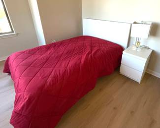 Queen Bed with mattress 