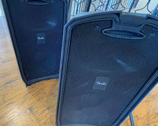 FENDER speakers w Passport Venue series 2 set 