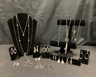 CT146Mix and match costume jewelry surprise