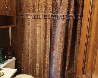 Shower Curtain in bathroom