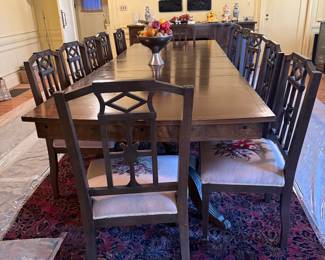 Mahogany D/R table 11ft by 3in 4ft wide w 6 leaves with aprons ..