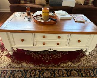 Nice Decor Coffee Table