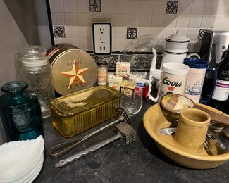 More kitchen items. Some vintage!