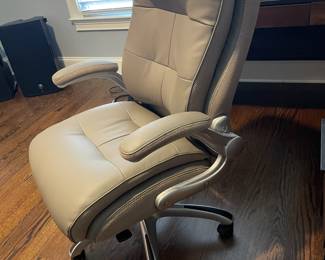 Very Nice Office Chair