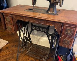 Antique Sewing Machine. Singer