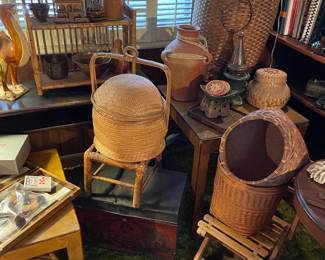 Hand-made baskets, "special-finds" pottery: southwest, vintage and more!