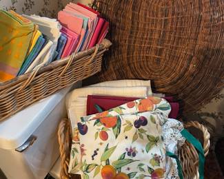 Table runners, napkins and baskets