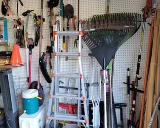 Lawn and garden tools - all gently used