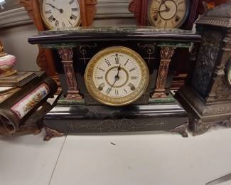 vintage mantle clock 