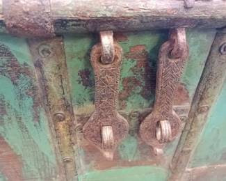 Steamer chest