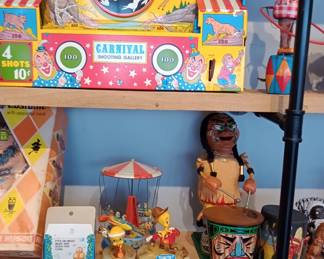 vintage mechanical toys and tin toys 