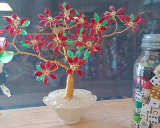 glass Japanese flower arrangement