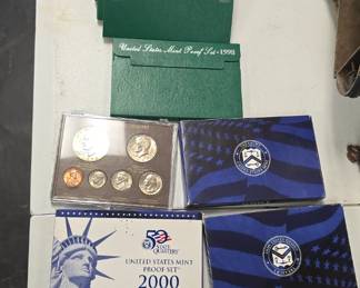 US mint sets 
