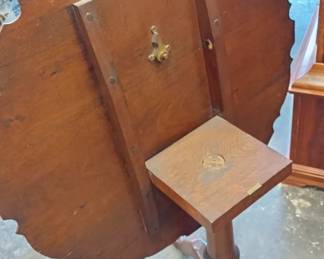 Vintage tilt top table 