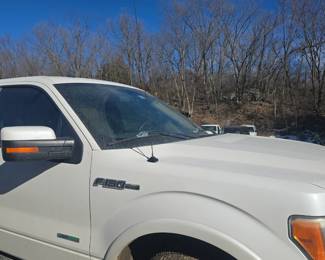 2013 Ford F-150 half ton 401,418 miles