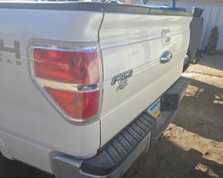 2013 Ford F-150 half ton 401,418 miles