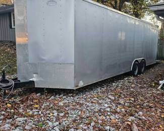 2016   8.5'x24' Tandem Axle enclosed trailer