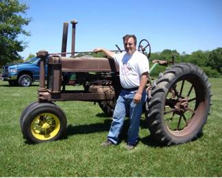 Restored B John Deere tractor a very must see!!!!