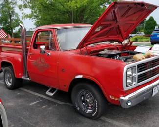 Lil Red Express 1979 Dodge half ton pickup