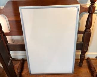 Erasable board 
