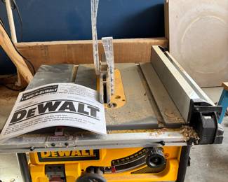 DeWalt table saw barely used.