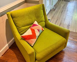 Modern great light green chair