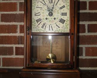 Mantle clock