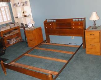 Full bed frame
