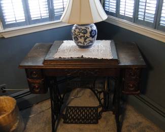 Singer sewing machine