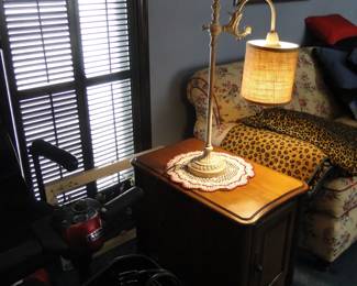 Very nice small table lamp