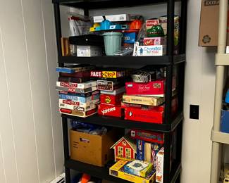 Vintage games and children's toys