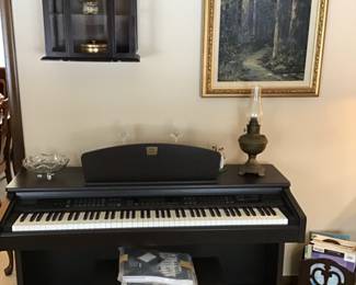 Yamaha piano 