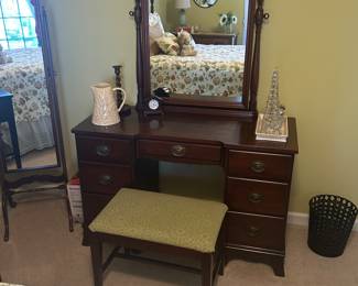 VINTAGE BEDROOM SUITE.  DRESSING TABLE AND STOOL. $135. 