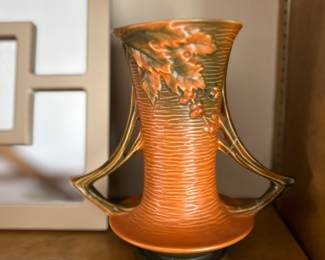 ROSEVILLE POTTERY  AS IS,