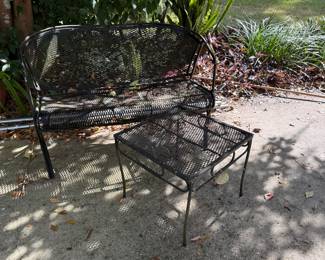 ALUMINUM OUTDOOR SETTEE