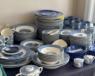 LARGE COLLECTION OF BLUE& WHITE CURRIER AND IVES GRIST MILL PATTERN